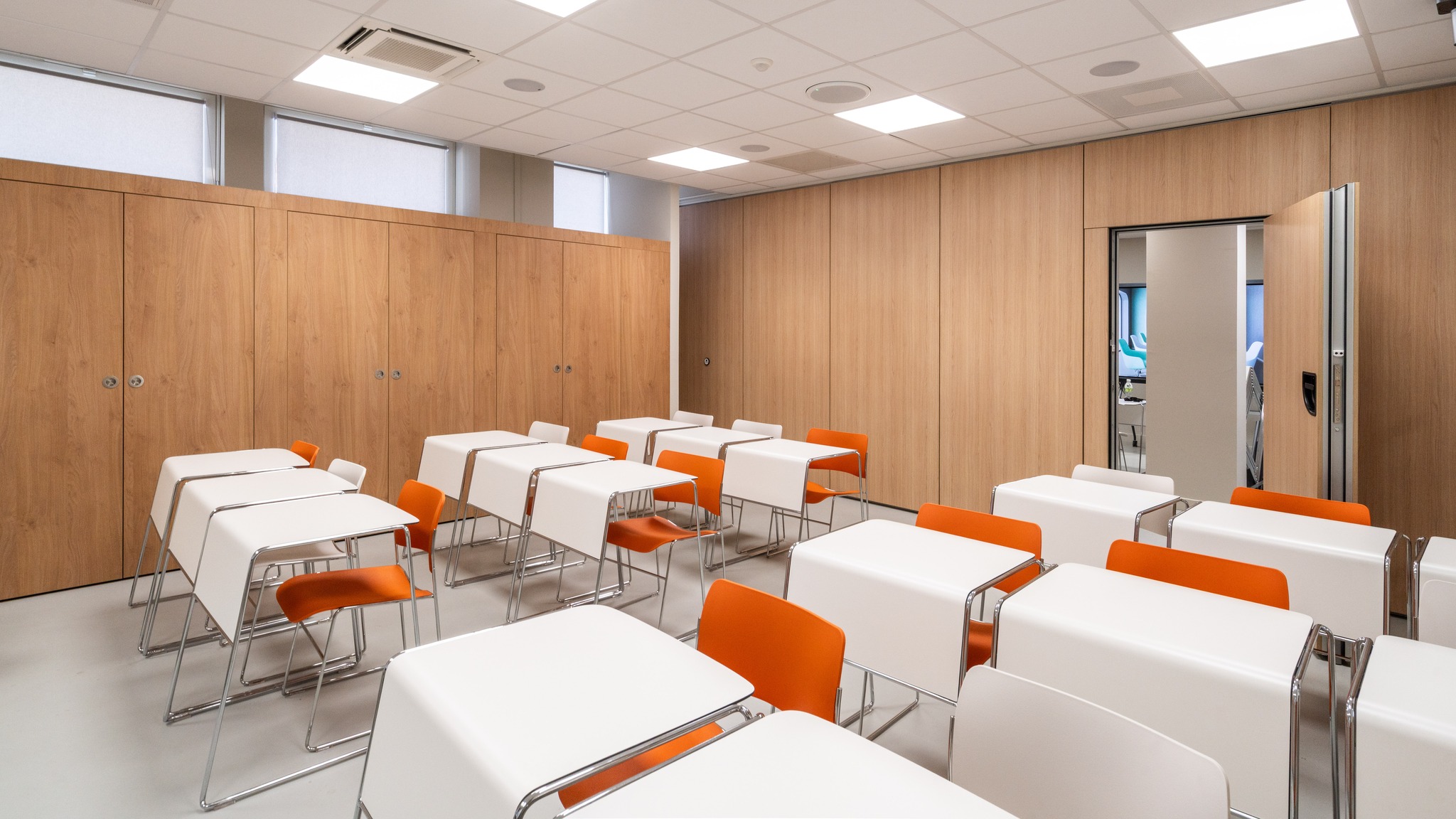 Magnus Global Business School,  campus de la CCI du Pays d’Arles par ODA Architectes. Copyright photographe d'architecture Ludovic Maillard, http://ludovicmaillard.com