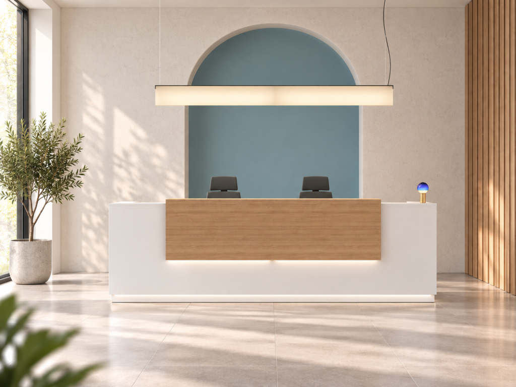 Banque d’accueil professionnelle moderne finition bois et blanc